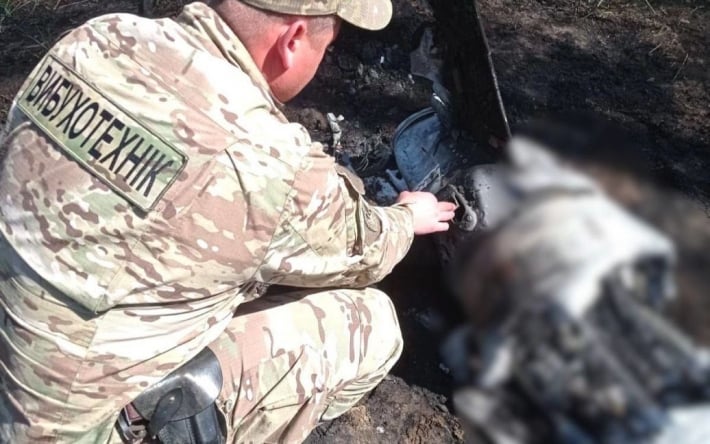 В Киевской области нашли еще одну сбитую ракету, которой россияне атаковали Украину: фото