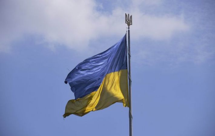 Над Кремлем пролетел украинский флаг (фото)