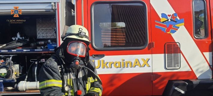 Запорожские спасатели за сутки потушили 12 пожаров