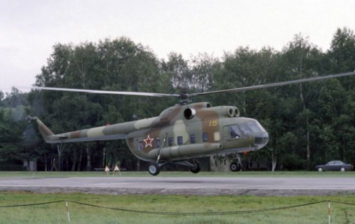 В Крыму произошел взрыв на аэродроме: поврежден военный вертолет
