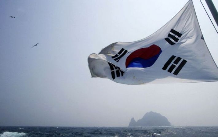Южная Корея тщательно изучит список вооружений, запрошенных Зеленским