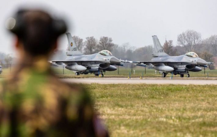 В ВВС США рассказали, когда F-16 смогут прибыть в Украину