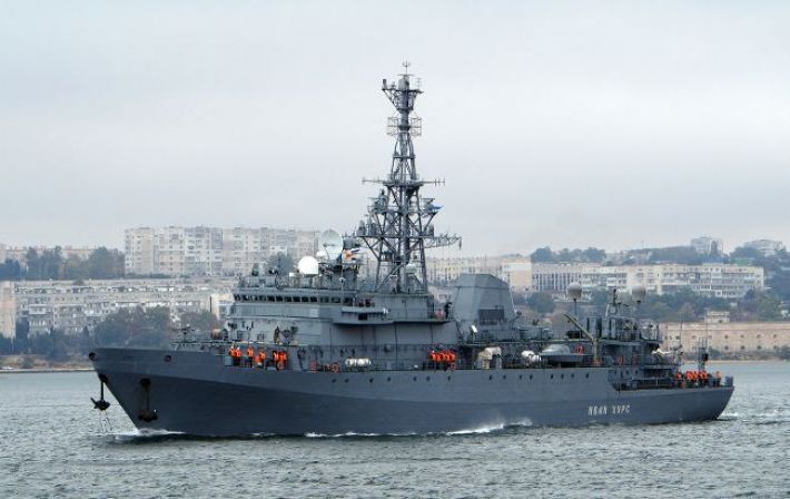 Россия занимается Z-пропагандой, теряя реальные военные корабли, - британская разведка
