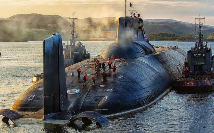 РФ сняла с боевого дежурства подводный атомный крейсер "Дмитрий Донской": что случилось