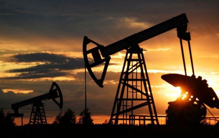 РФ снова сократит добычу нефти в 2024 году