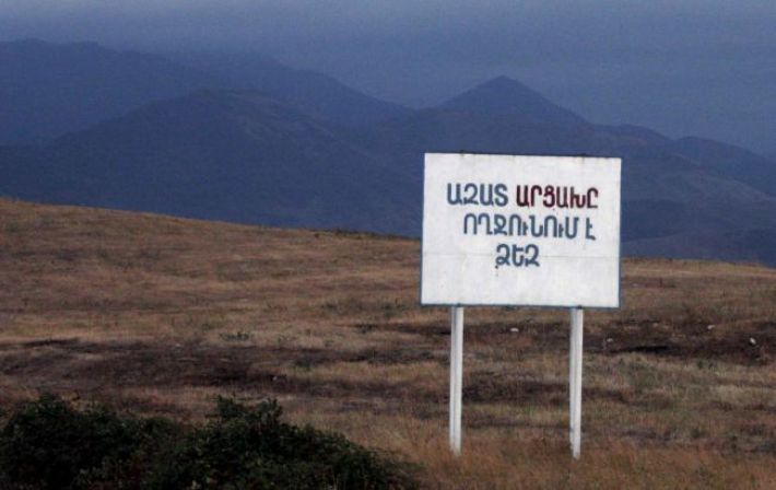 В Армении заявили, что перемирие с Азербайджаном могут заключить до конца этого года