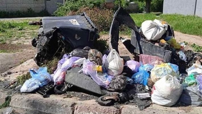 В Запорожье вандалы уничтожили три мусорных контейнера