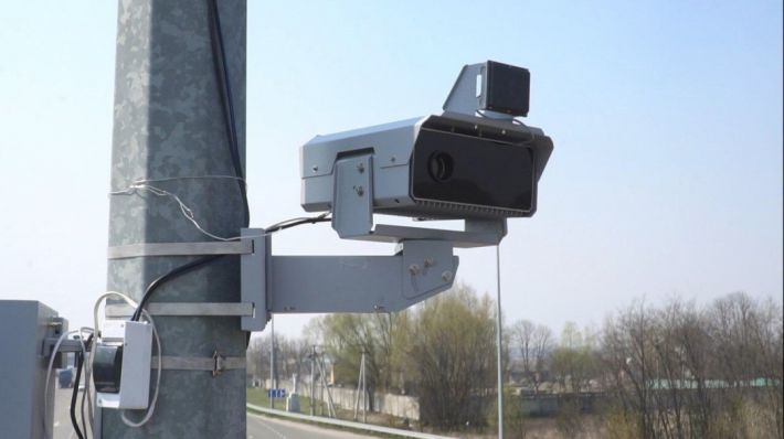 Рашисты начали устанавливать камеры наблюдения на трассе под Мелитополем