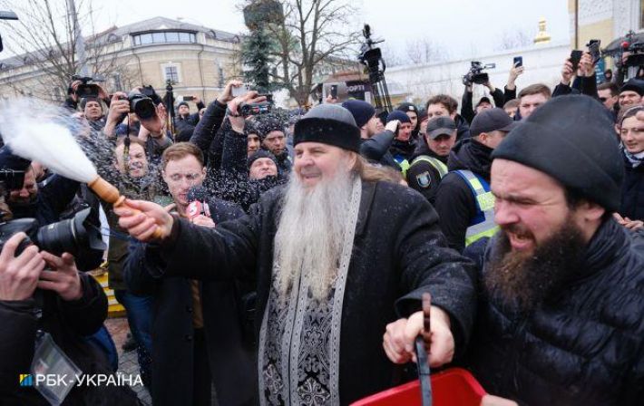 Только полный запрет: отношение украинцев к московской церкви значительно ухудшилось