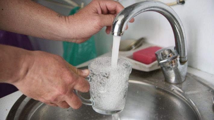 Рашисти заборонили жителям Мелітопольщини користуватися водою з-під крана
