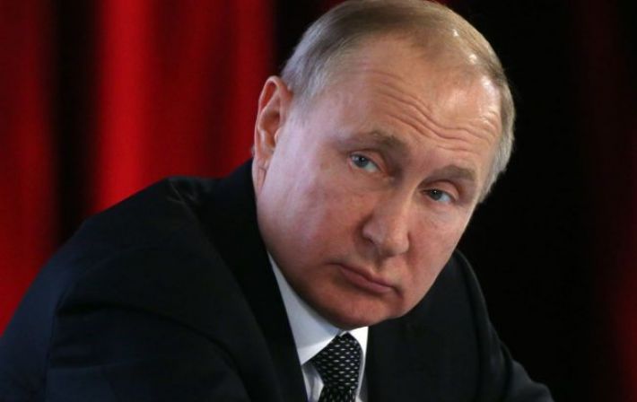Путин попросил о помощи у Токаева, но тот назвал события в РФ "внутренним делом"