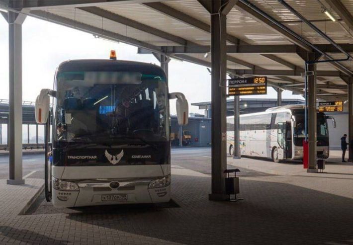 В Мелитополь оккупанты зовут донецких и запускают автобусные рейсы