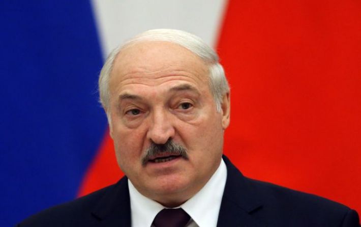 "Я вам зараз покажу"? Лукашенко знову згадав про карти, тепер з "центрами прийняття рішень"