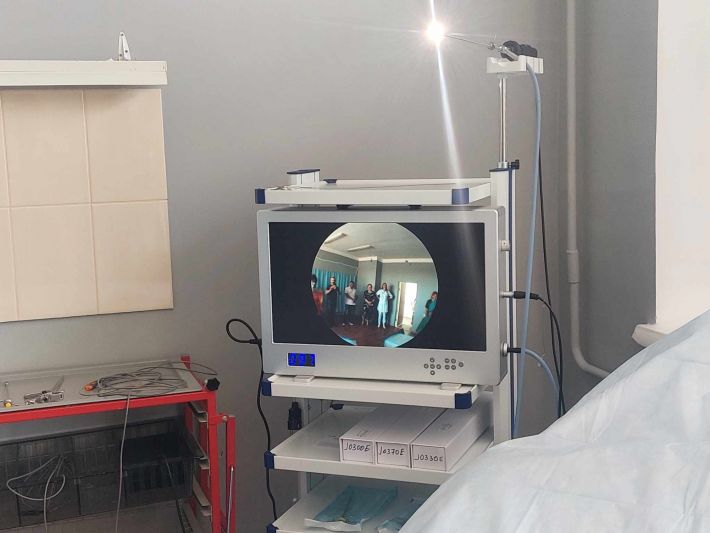 Запорожская городская больница №1 получила современное медоборудование от волонтеров