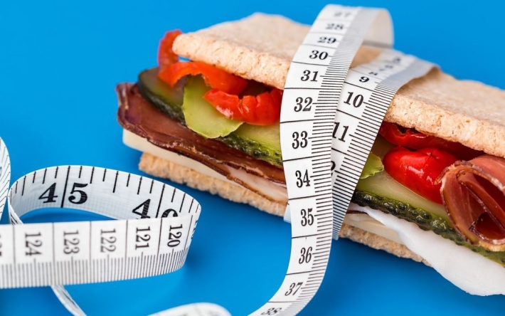 Самые популярные мифы о похудении: как мы себе лжем о потере веса