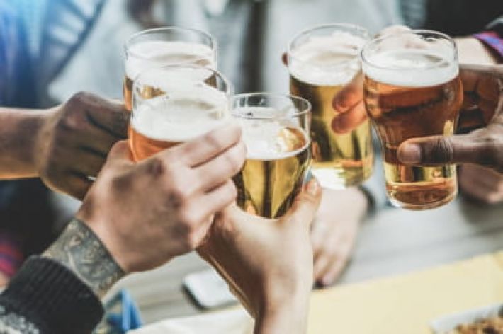 Приветствуются пьяные компании: база отдыха в оккупированной Кирилловке удивляла сервисом