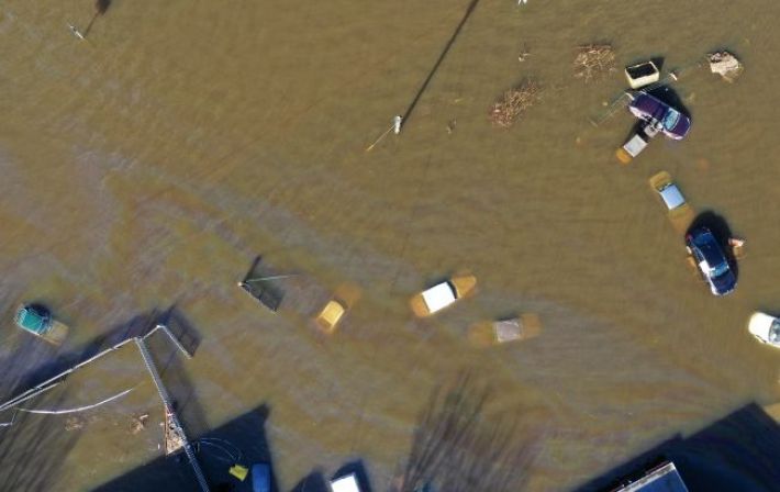 Наводнение в США унесло жизни по меньшей мере 5 человек, 2 детей пропали без вести