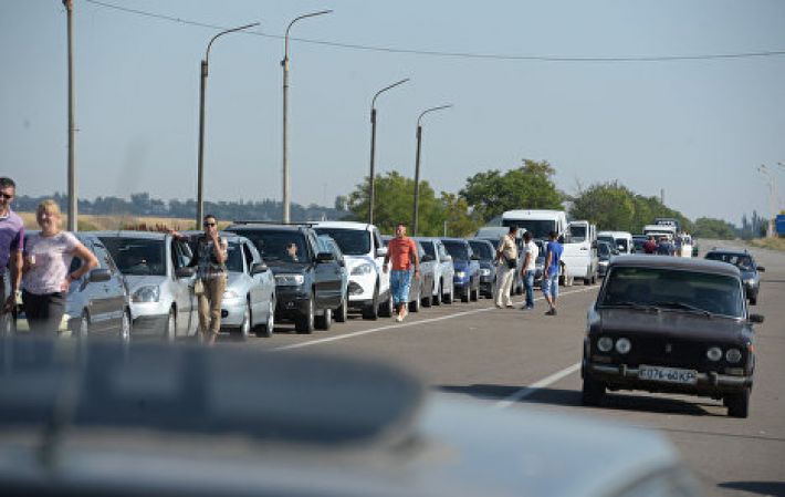 Е.Балицкий заявил, что движение транспорта через Мелитополь будет остановлено