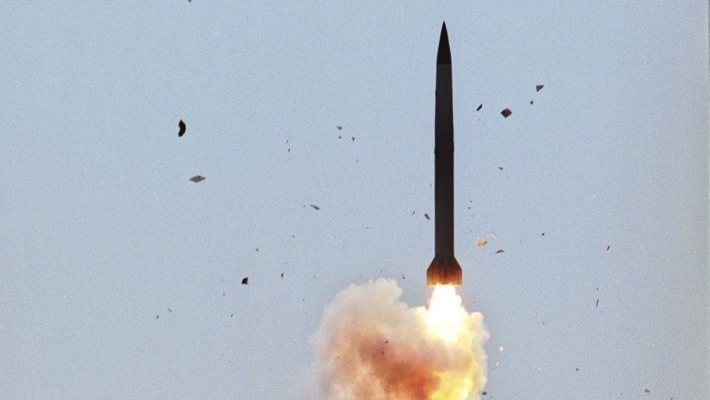 В Мелитополе оккупанты похвастались ракетой, запущенной над головами горожан (фото)