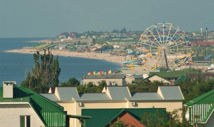 В Кирилловке более 500 баз пустуют или заселены военными рф – курортный сезон сорван (фото)