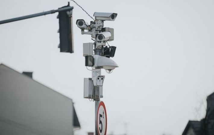 На украинских дорогах появится еще 50 камер фиксации нарушений: где следует быть осторожными