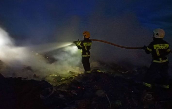 В российской Калуге вспыхнул пожар на электростанции: пропал свет (видео)