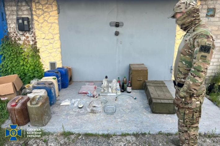 В Запорожье наркоторговцы завозили в Украину экстази под видом импортных сладостей (фото)
