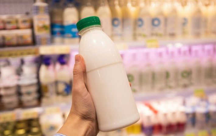Молочні підприємства розглядають закупівлі молока в Польщі