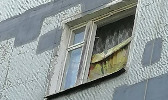 Окупанти вдарили по житловому району Запоріжжя: пошкоджено багатоповерхівки (фото)