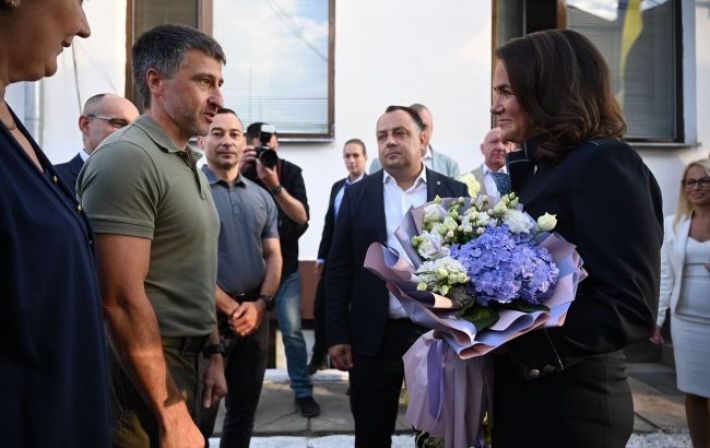 Президент Венгрии прибыла с визитом в Украину