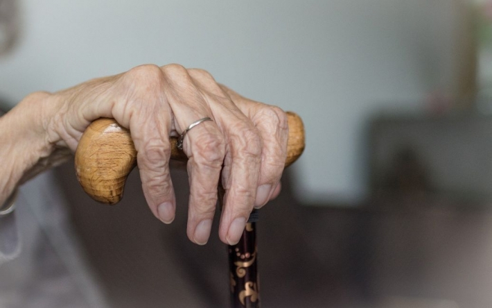Пенсионерка 40 лет жила с мумифицированным плодом внутри - фото