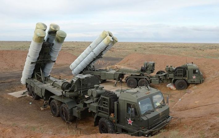 Удар по ПВО врага. В ГУР показали уничтожение российского С-400 в Крыму (видео)