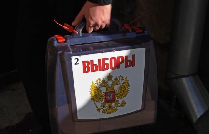 В Мелитопольском районе с 31 августа оккупанты начнут ходить по домам с избирательными урнами
