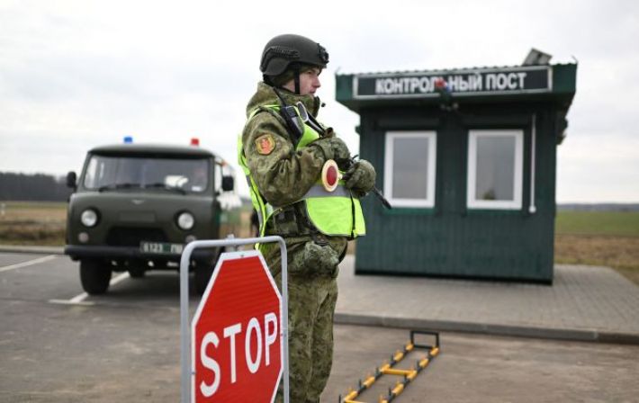 Польща та країни Балтії закриють кордони з Білоруссю у разі "критичного інциденту"