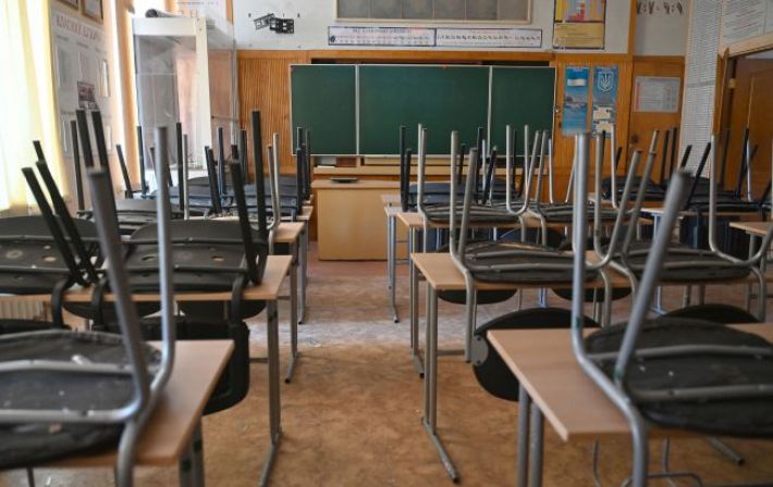 В Минобразования рассказали, сколько школ с 1 сентября будут работать дистанционно