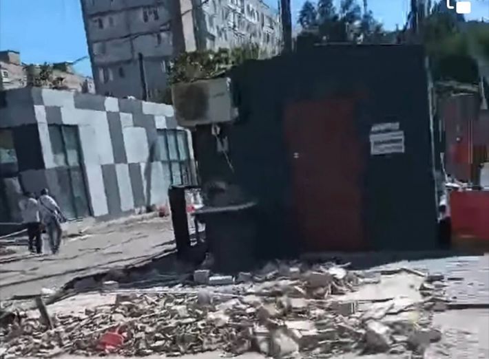 Разрушенный рынок в центре город и маршрутки с Zетками – как выглядит Мелитополь в оккупации (фото, видео)