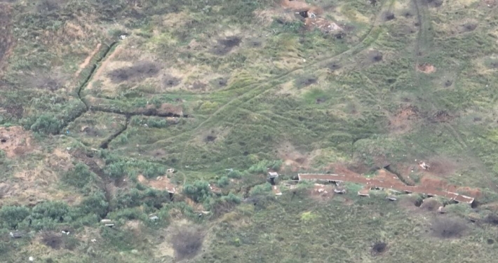Появились снимки российских окопов, которые захватчики вырыли неподалеку Роботино (фото)