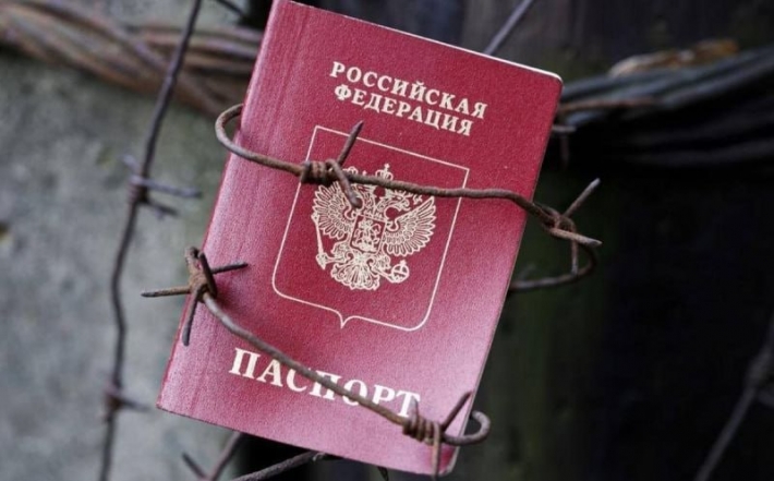 Рашисты забирают энергодарцев в застенки просто за отсутствие российского паспорта, - Дмитрий Орлов