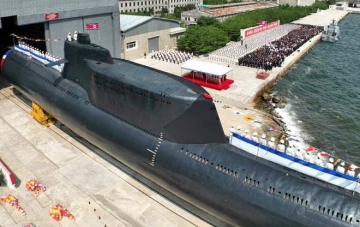 КНДР заявила о спуске на воду новой субмарины с ядерным оружием