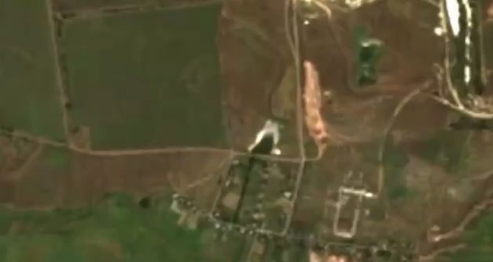 Опубліковано супутникові знімки нових укріплень рашистів на Мелітопольському напрямку