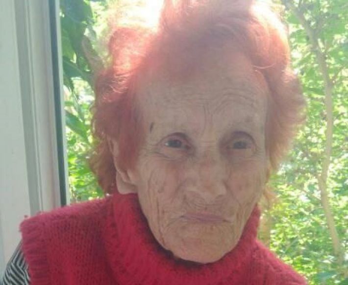 В Мелитополе потерялась старушка - родные просят горожан помочь (фото)