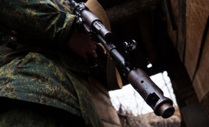 На Мелитопольском направлении российский вояка из-за депрессии убил троих сослуживцев (фото)