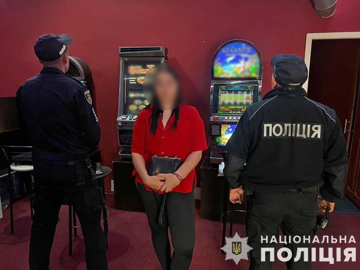 У Запорізькому районі прикрили нелегальне казино (фото)