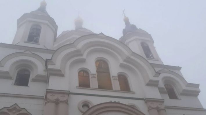 "Лучше бы туда, а не в дом": рашисты чуть не попали в церковь московского патриархата в Запорожье (фото)