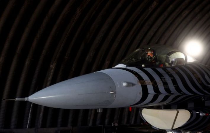 Пілоти почали підготовку на F-16 у США? У Повітряних силах відреагували на інформацію ЗМІ