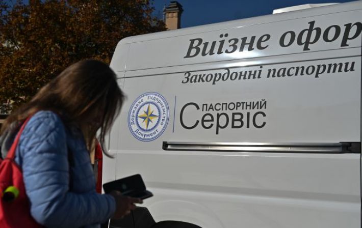 Где за границей можно восстановить украинские водительские права: все адреса