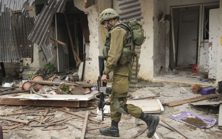“Ми знайшли тіло хлопчика з перерізаним горлом”: офіцер ізраїльської армії розповів про звірства ХАМАС