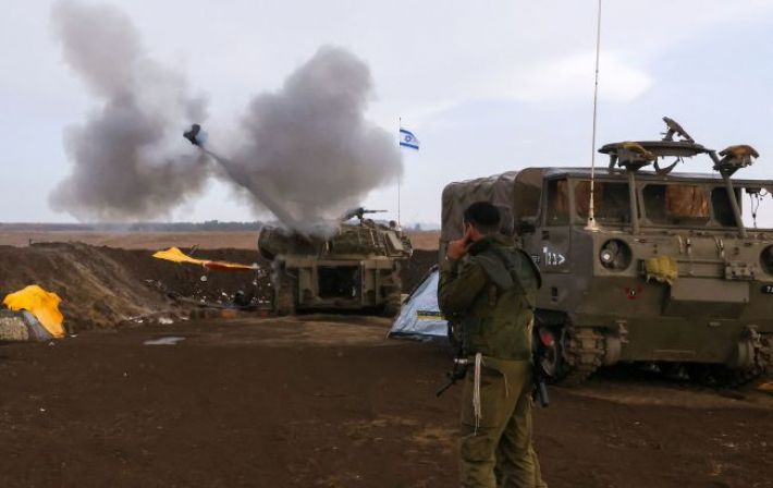 Израиль нанес ответный удар по военной инфраструктуре 