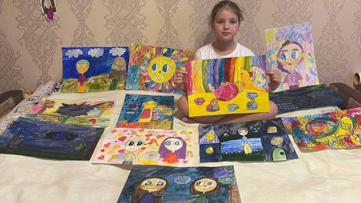 8-летняя жительница Бердянска создала 12 иллюстраций к детской сказке украинской писательницы Ланы Ра (фото)