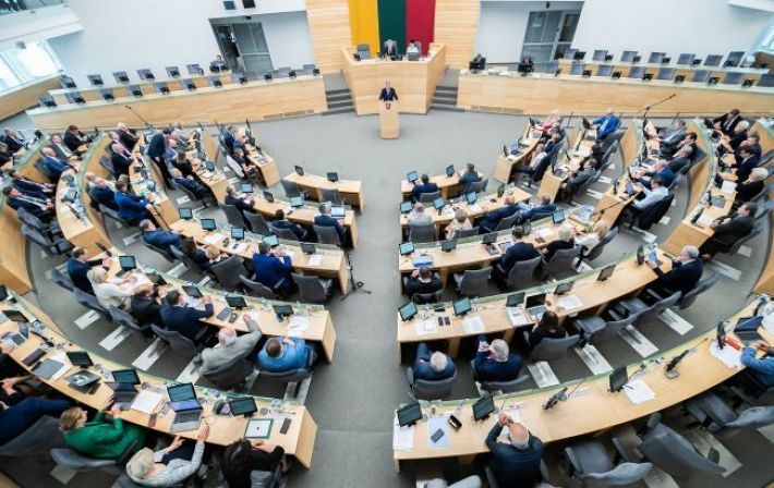 В Литве анонсировали обмен ВНЖ для украинских беженцев